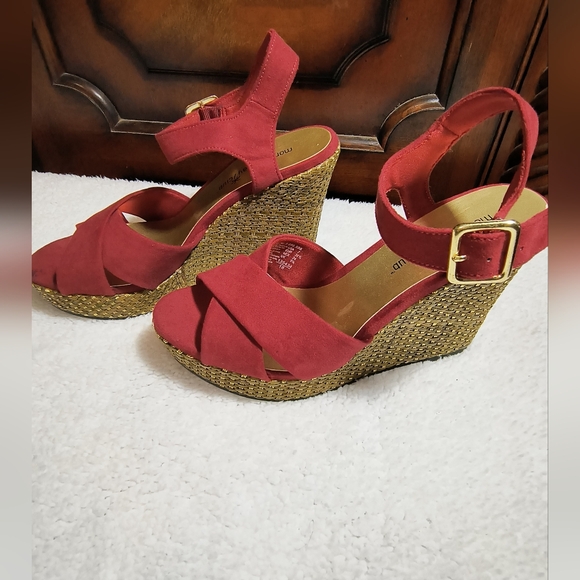 Montego Bay Club Wedge Sandals - Picture 1 of 7